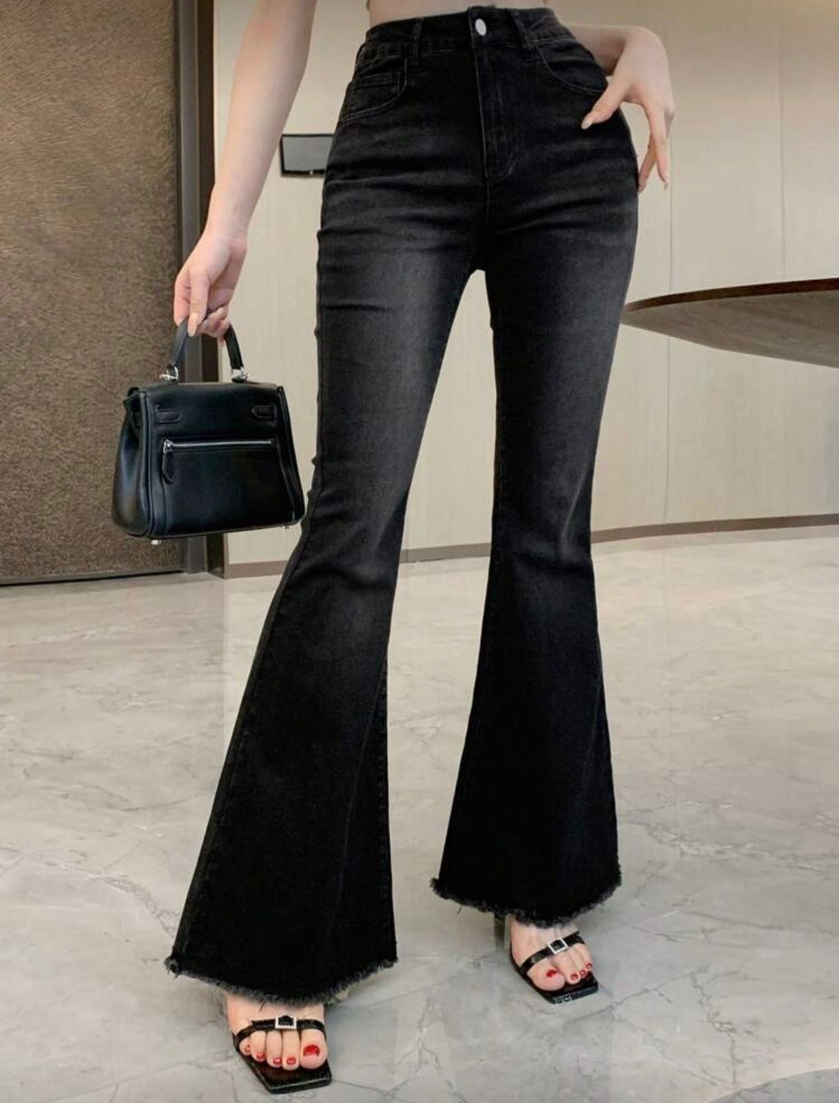 DAZY Women's Vintage High Waist Black Denim Flare Jeans With Frayed Hem, Slimming Design