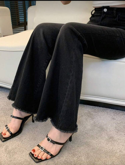 DAZY Women's Vintage High Waist Black Denim Flare Jeans With Frayed Hem, Slimming Design