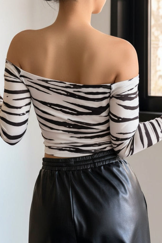 DAZY Women’s Zebra Print Off-Shoulder Slim Fit T-Shirt